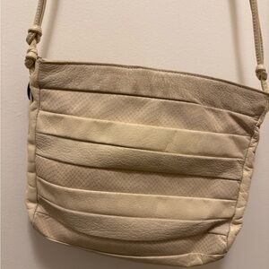 Chic Cream Leather Snakeskin Shoulder Bag
